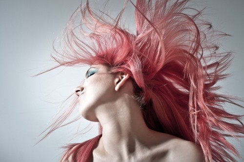 розовые волосы фото